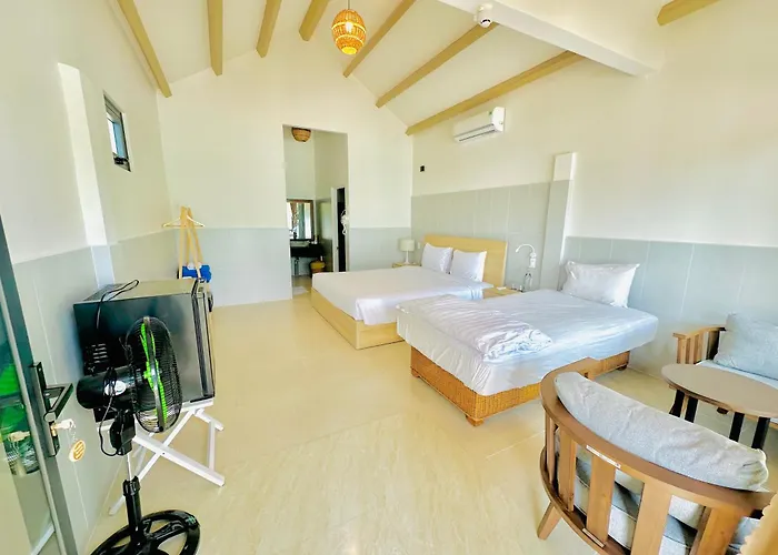 Paradise Resort Doc Let